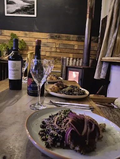 Vino junto al fuego en Upcycling